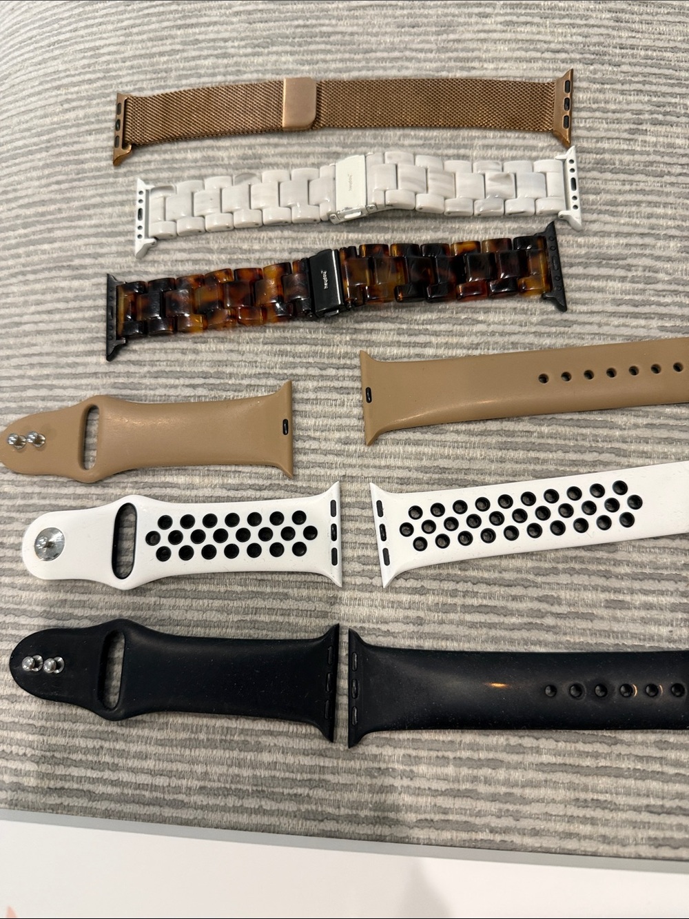 Apple Series 3- Bands and Charger Bundle - Picture 4 of 6